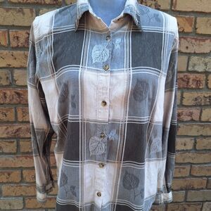 Dressbarn Gray and Cream Button Down Shirt